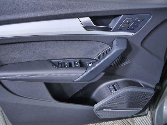 Certified 2023 Audi Q5 e Prestige w/ Prestige Package AWD/4WD image 19