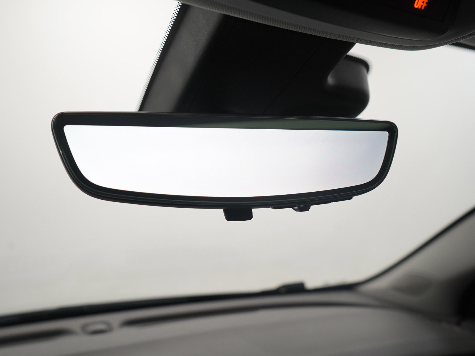 Used 2022 Chevrolet Bolt EUV Premier w/ Launch Edition image 26