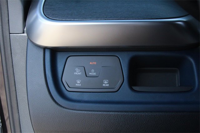 New 2025 Volkswagen ID. Buzz Pro S image 14