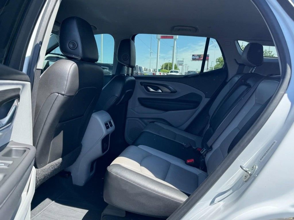 Used 2022 GMC Terrain SLT image 10