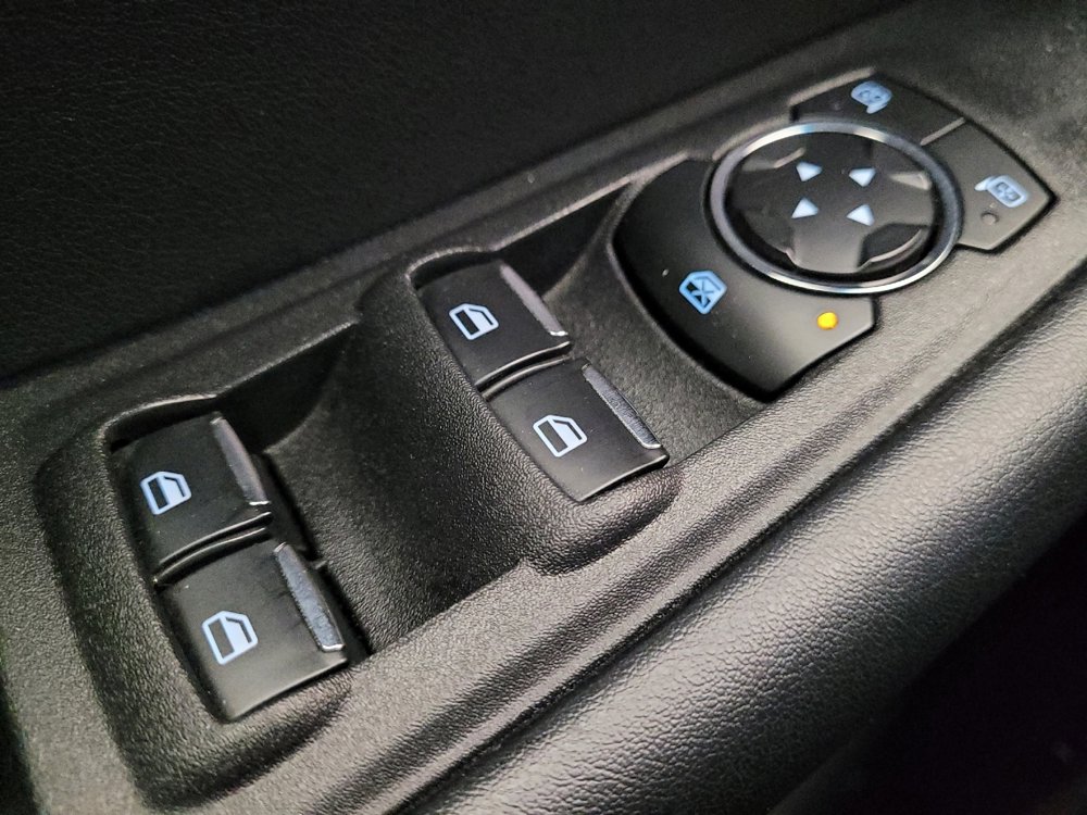 Used 2023 Ford Edge SEL image 27