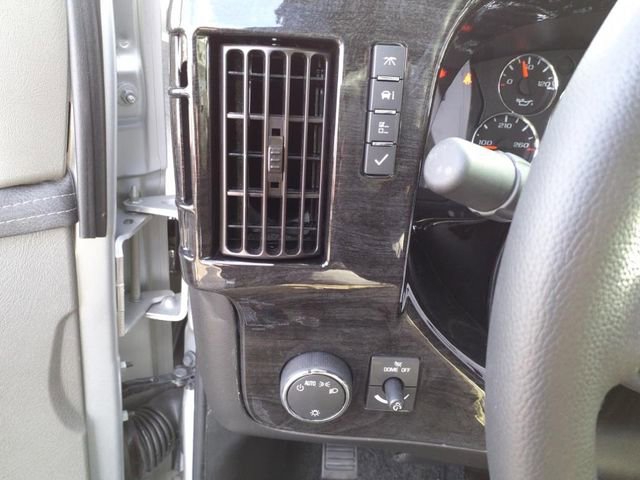 New 2025 GMC Savana 2500 Work Van w/ Driver Convenience Package image 36