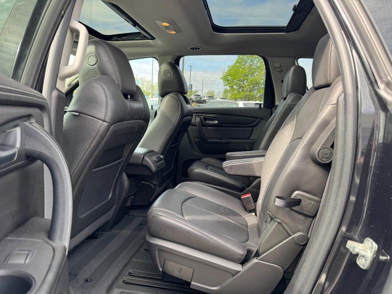 Used 2015 Chevrolet Traverse LT image 10