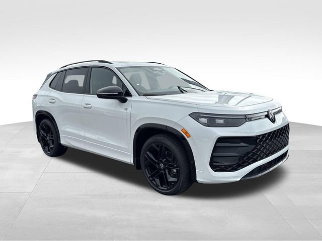 New 2026 Volkswagen Tiguan SE R-Line image 7