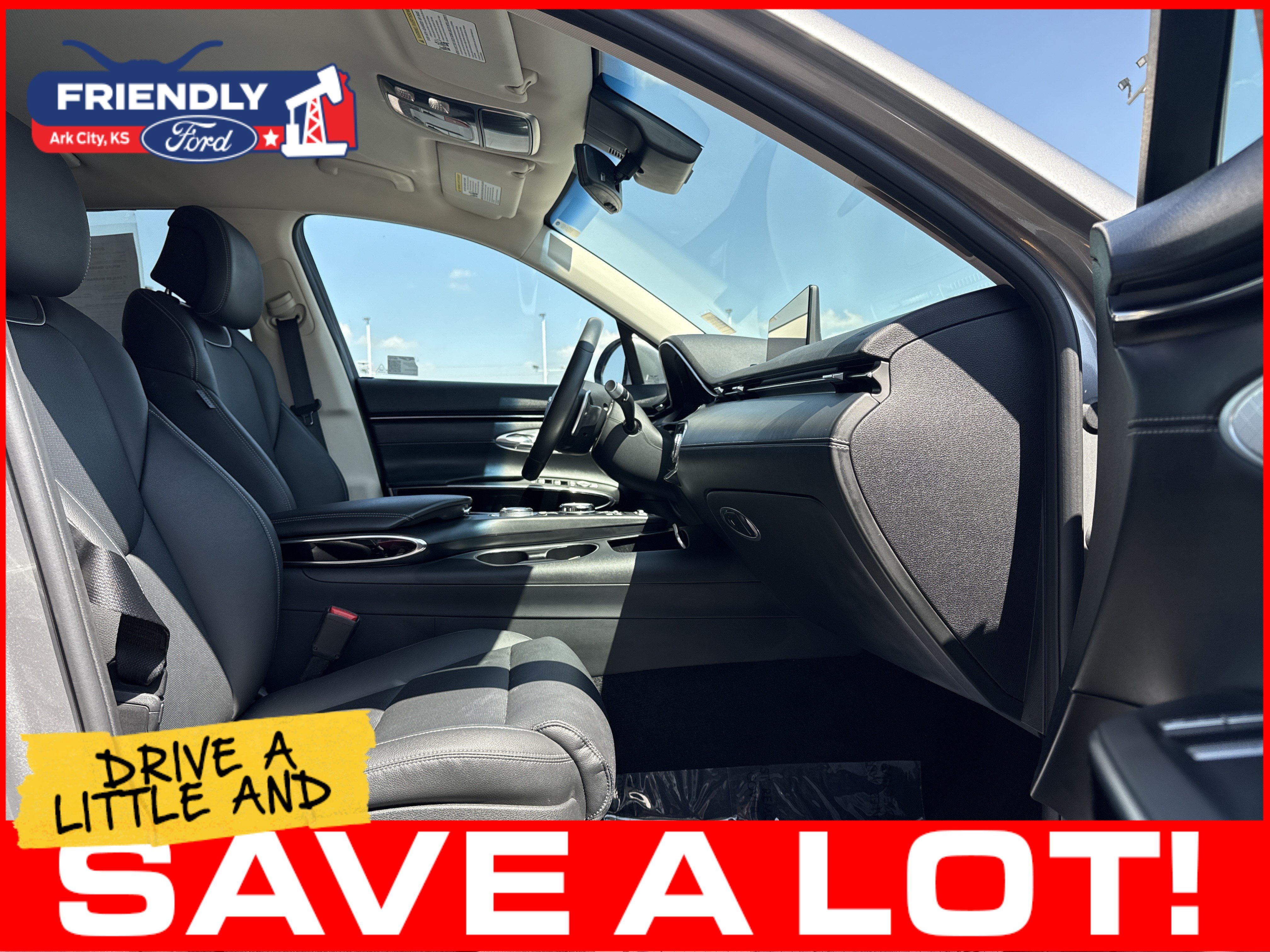 Used 2025 Genesis GV70 2.5T AWD/4WD image 17