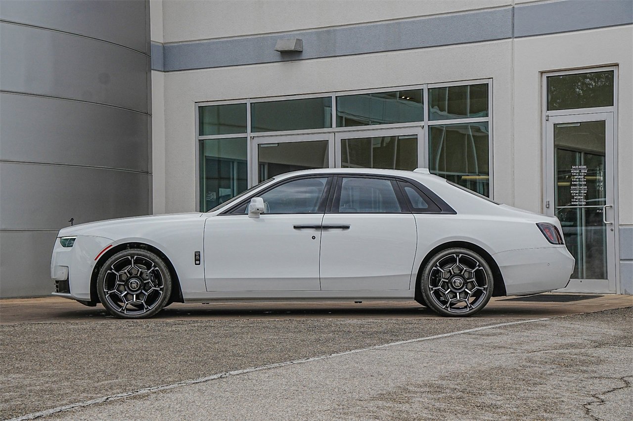 New 2025 Rolls-Royce Ghost Black Badge image 13