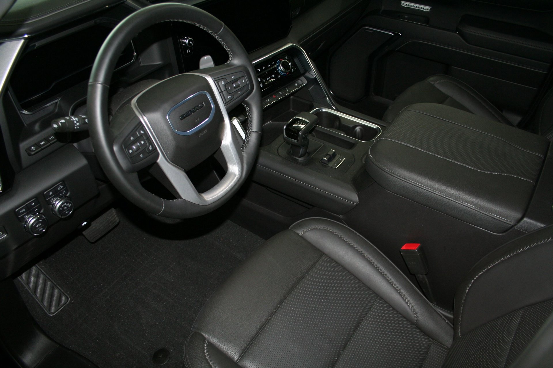 Used 2024 GMC Sierra 1500 Denali w/ Denali Reserve Package image 21