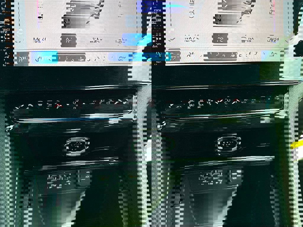 New 2026 Jeep Grand Cherokee Limited w/ Limited Altitude Package image 17