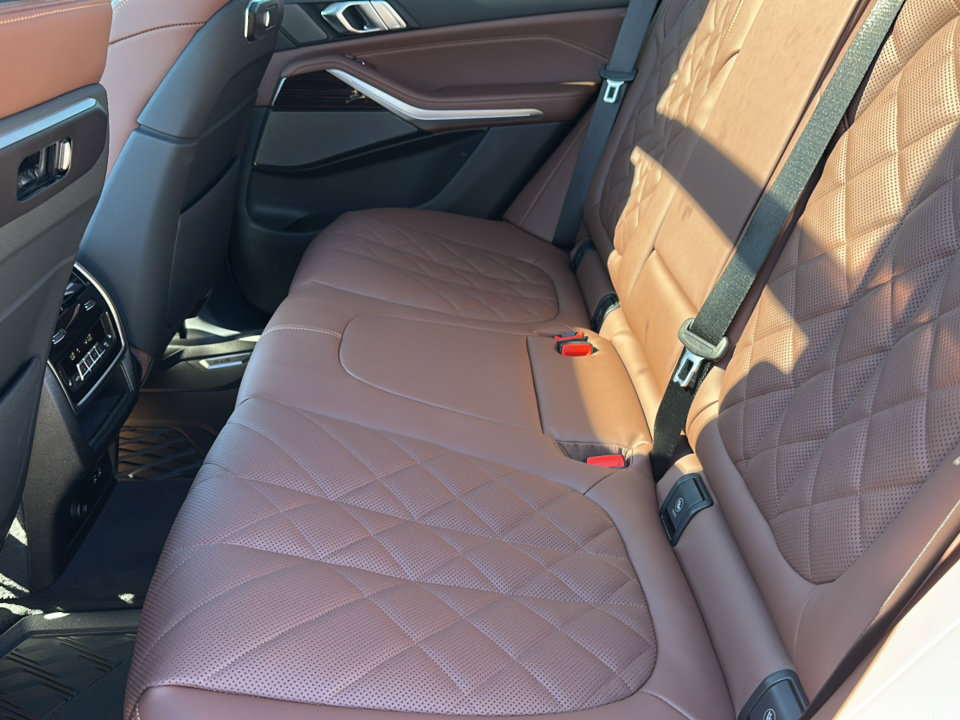 New 2026 BMW X5 xDrive40i AWD/4WD image 16