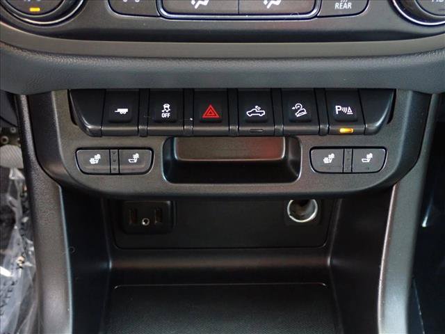 Used 2019 Chevrolet Colorado Z71 AWD/4WD image 19