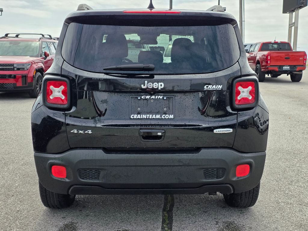 Used 2018 Jeep Renegade Latitude image 6