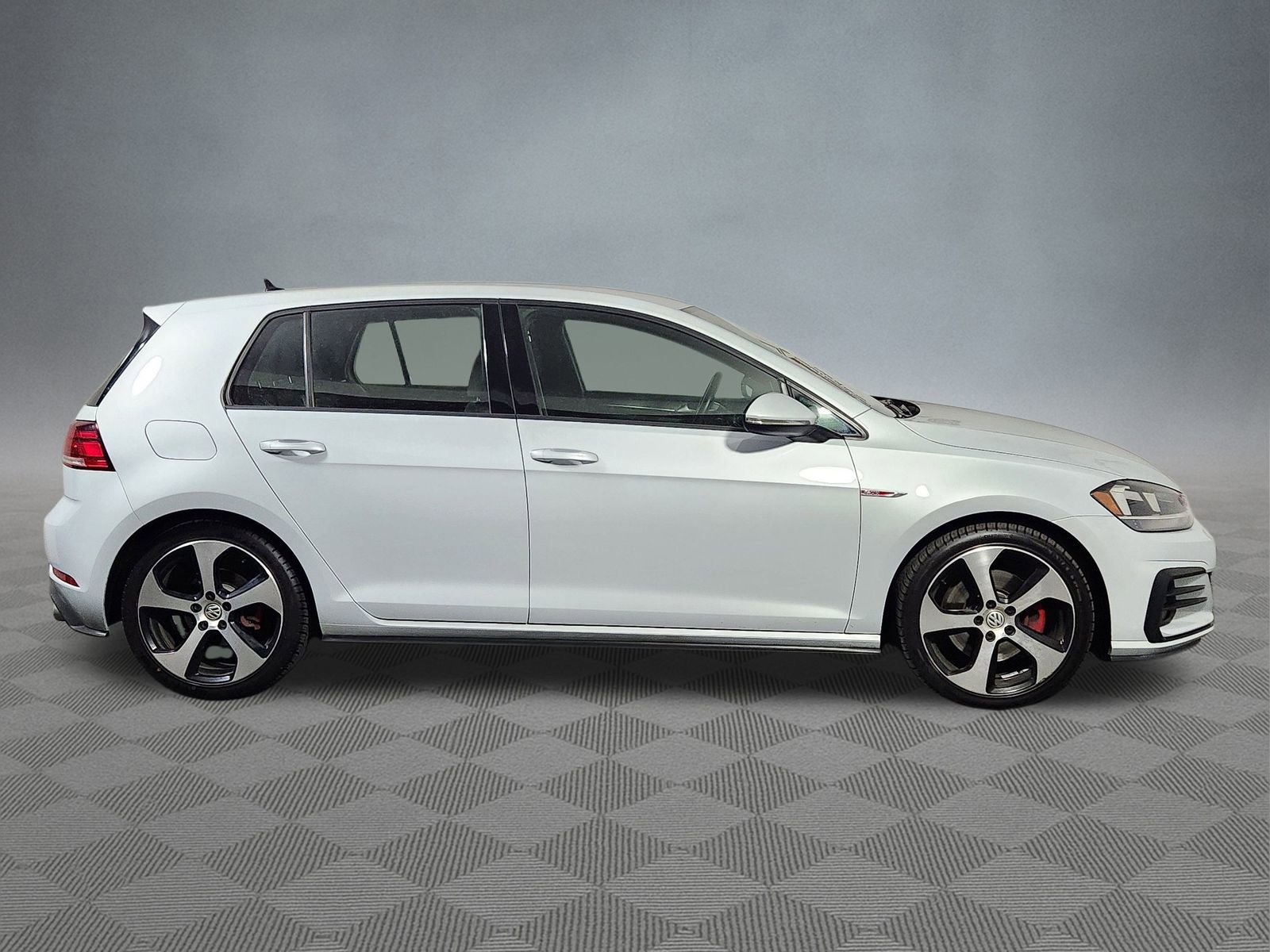 Used 2018 Volkswagen GTI S image 8