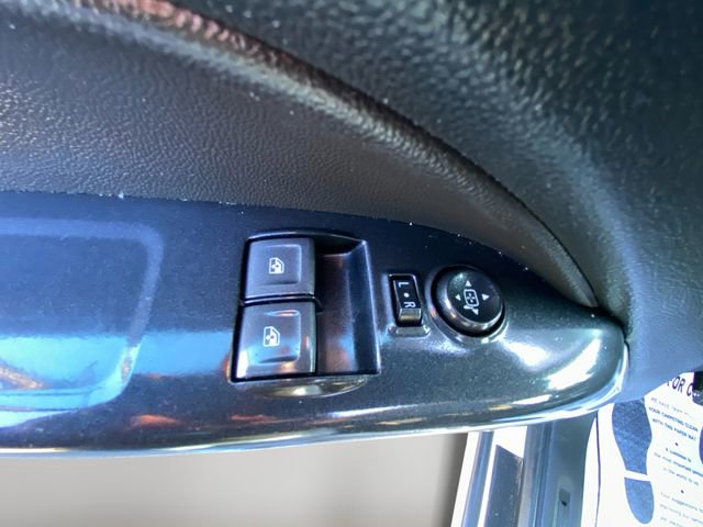 Used 2022 Chevrolet Colorado LT w/ Fleet Safety Package image 17