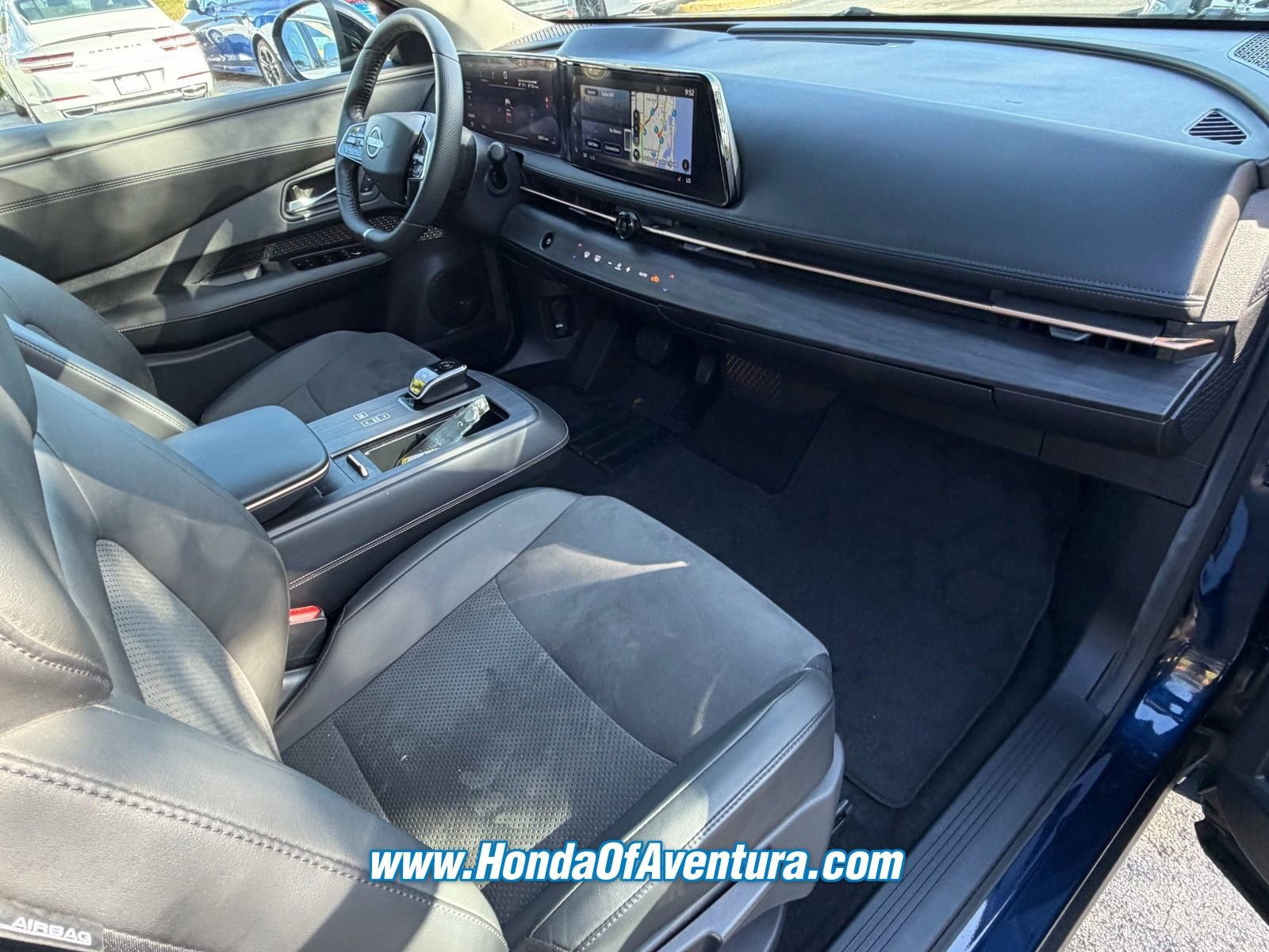 Used 2023 Nissan Ariya FWD image 16