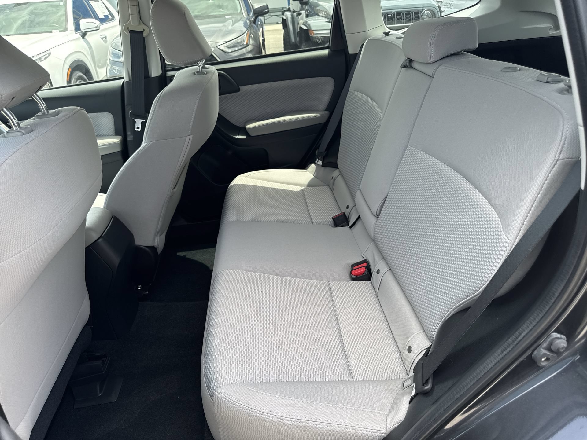 Used 2017 Subaru Forester 2.5i Premium AWD/4WD image 17