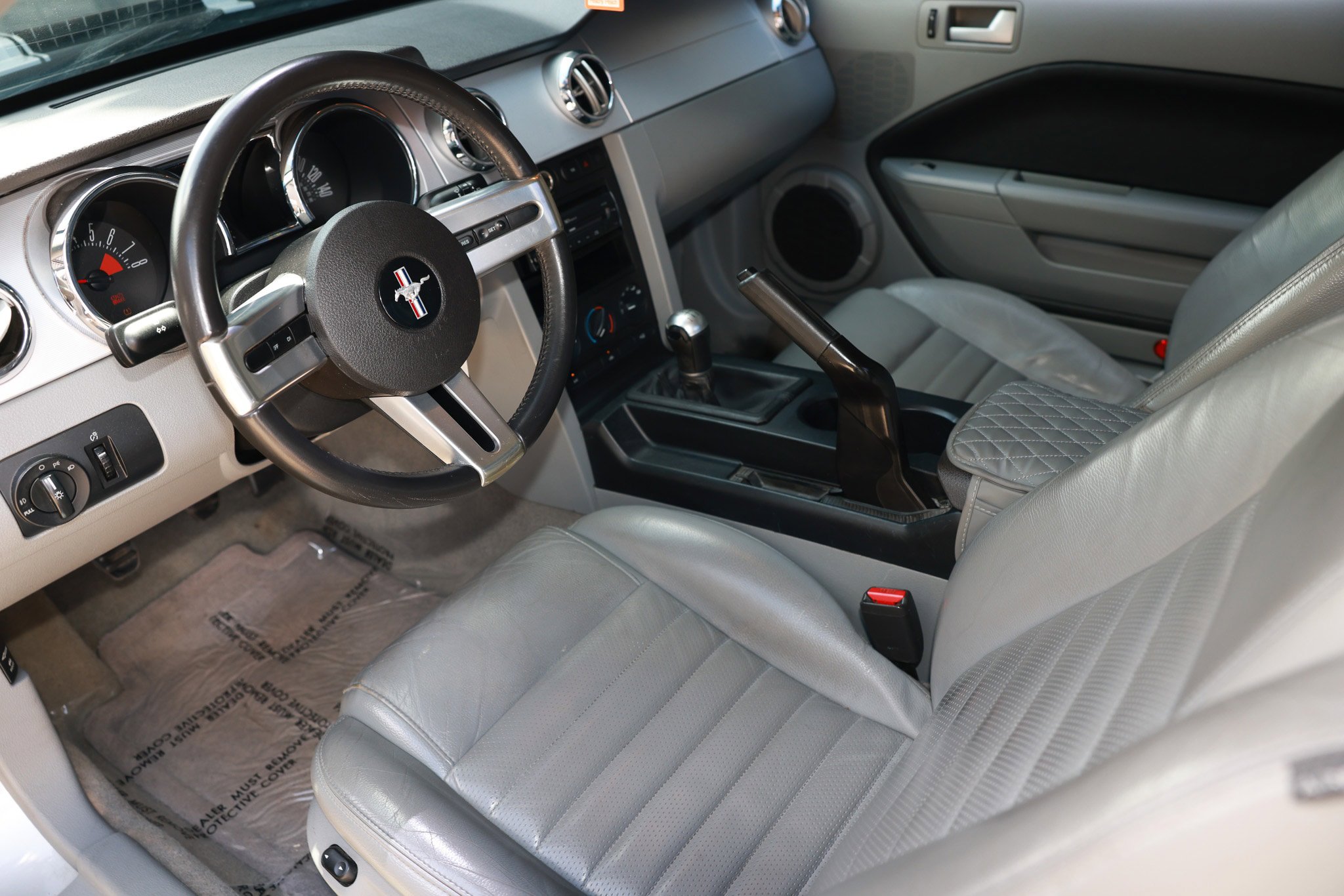 Used 2006 Ford Mustang GT Premium RWD image 6