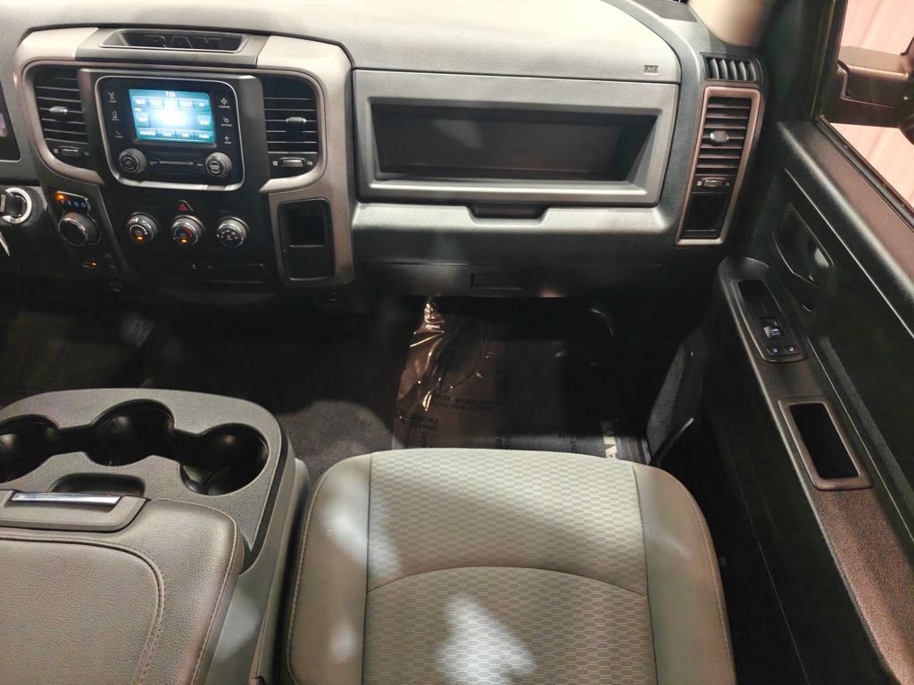 Used 2018 RAM 1500 Express w/ Express Value Package AWD/4WD image 24