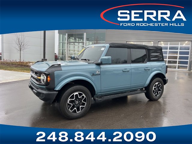 Used 2023 Ford Bronco Outer Banks image 1