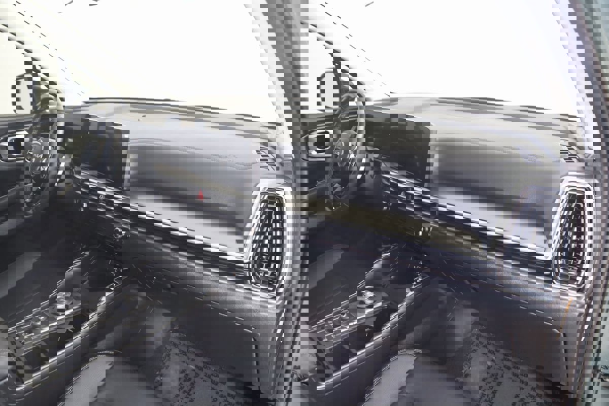 Used 2025 Kia Sorento EX image 44