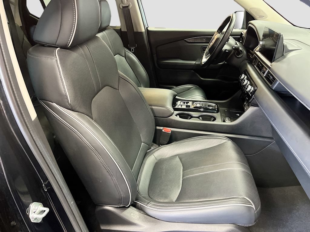 Used 2025 Honda Pilot Elite image 31