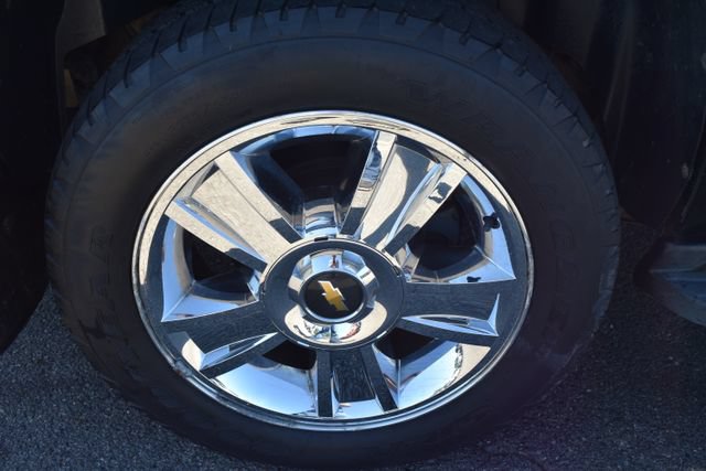 Used 2009 Chevrolet Tahoe LTZ AWD/4WD image 46