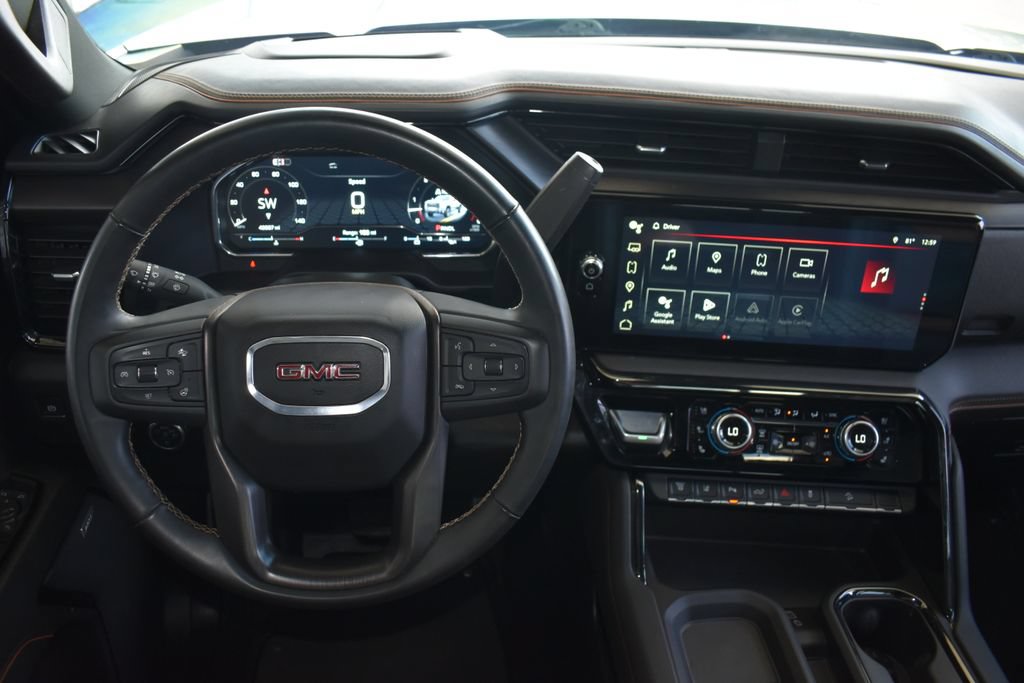 Used 2024 GMC Sierra 2500 AT4 w/ AT4 Premium Plus Package AWD/4WD image 3