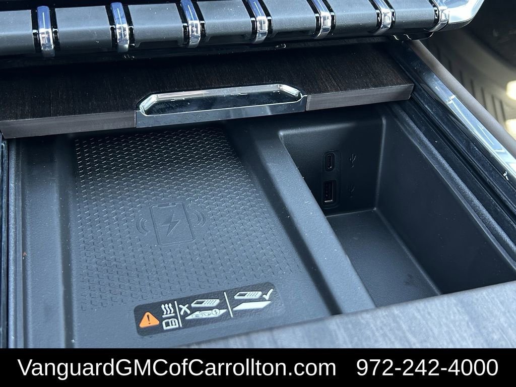 New 2026 GMC Acadia Denali Ultimate w/ LPO, Floor Liner Package image 17