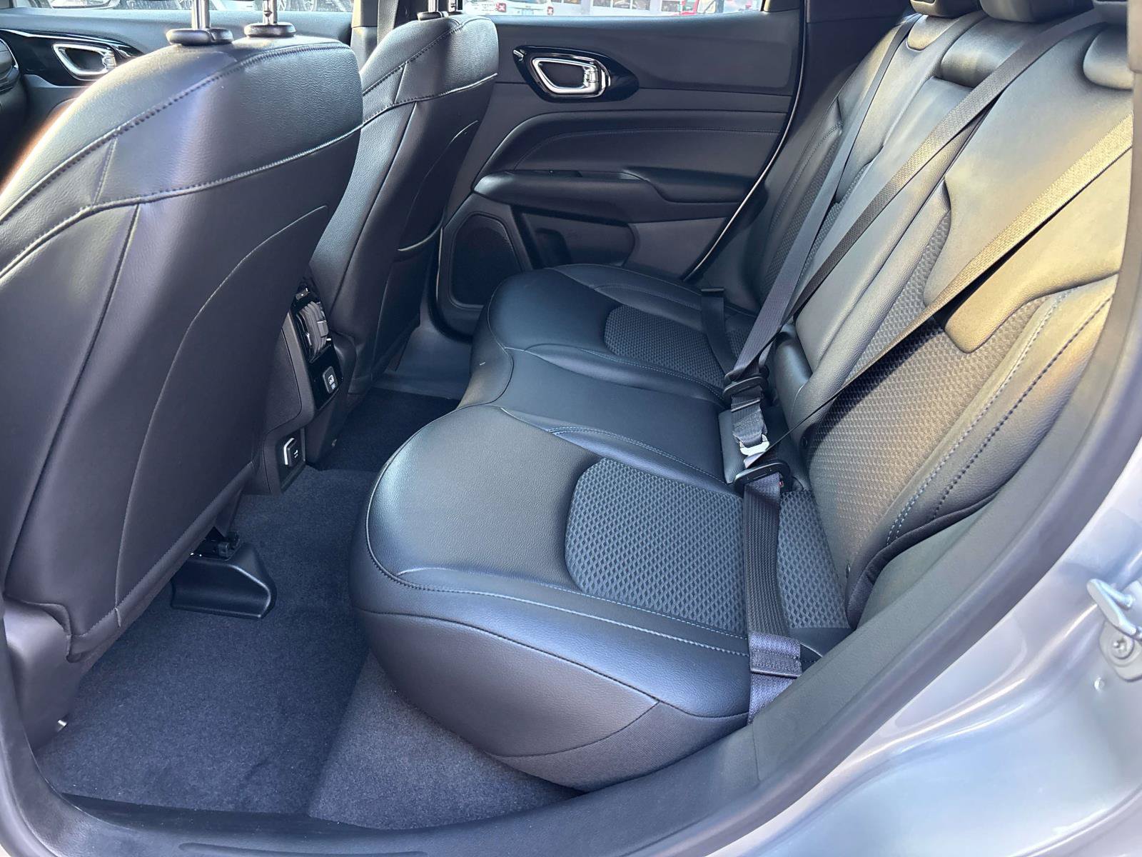 New 2026 Jeep Compass Latitude AWD/4WD image 5