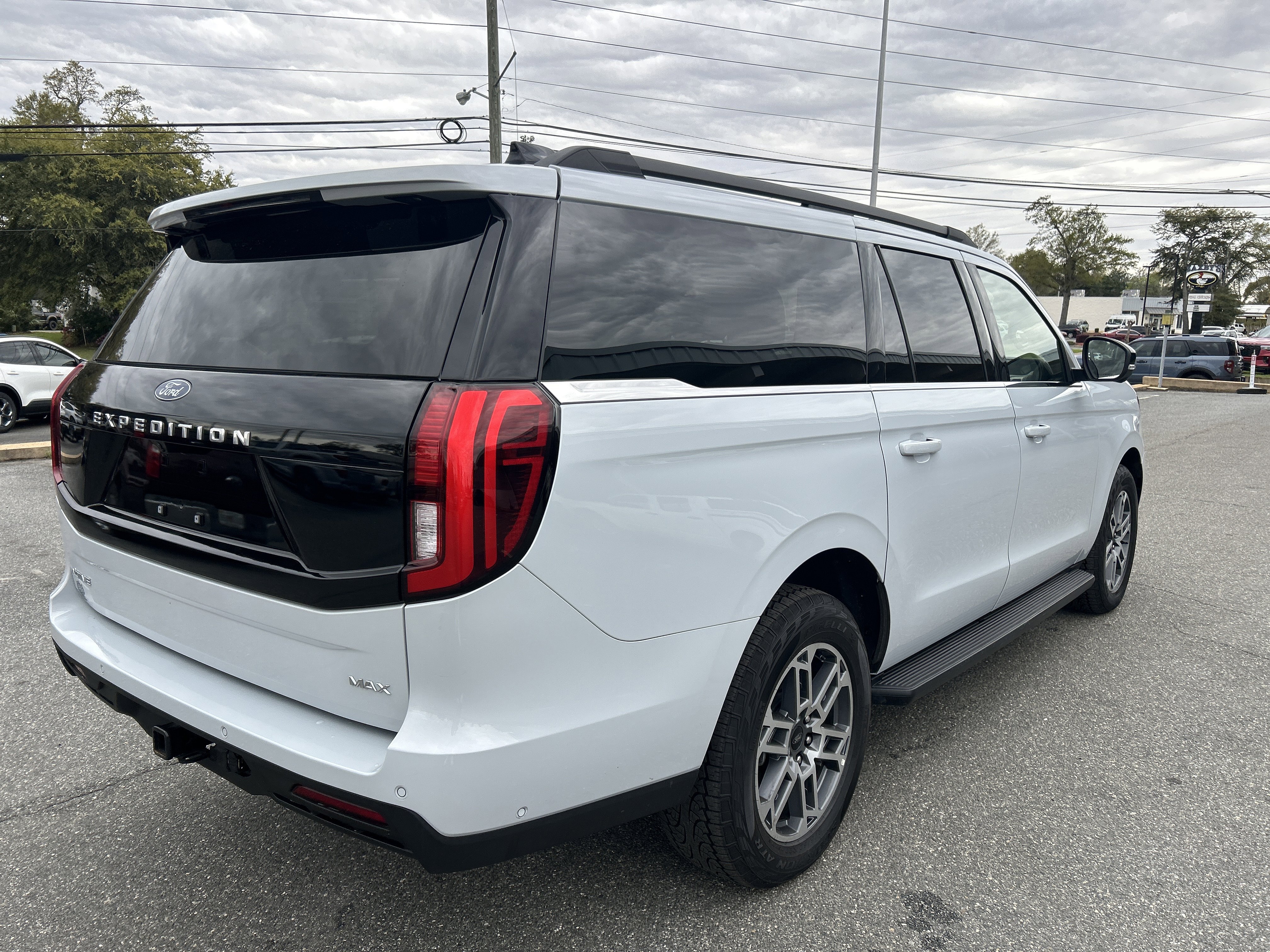Certified 2025 Ford Expedition Max Active image 7