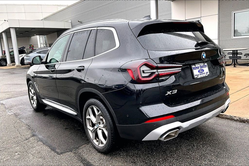 Used 2023 BMW X3 sDrive30i w/ Premium Package image 3