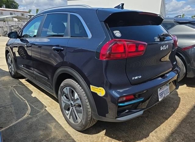 Certified 2022 Kia Niro EX FWD image 5