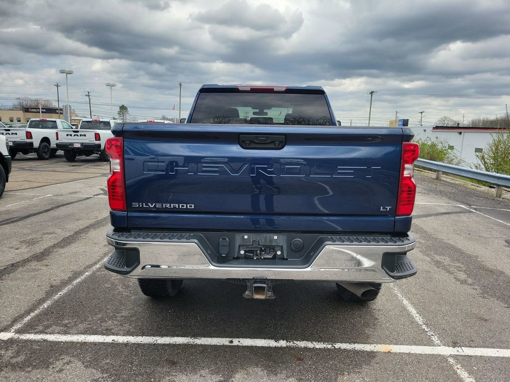 Used 2022 Chevrolet Silverado 2500 LT w/ Convenience Package image 5