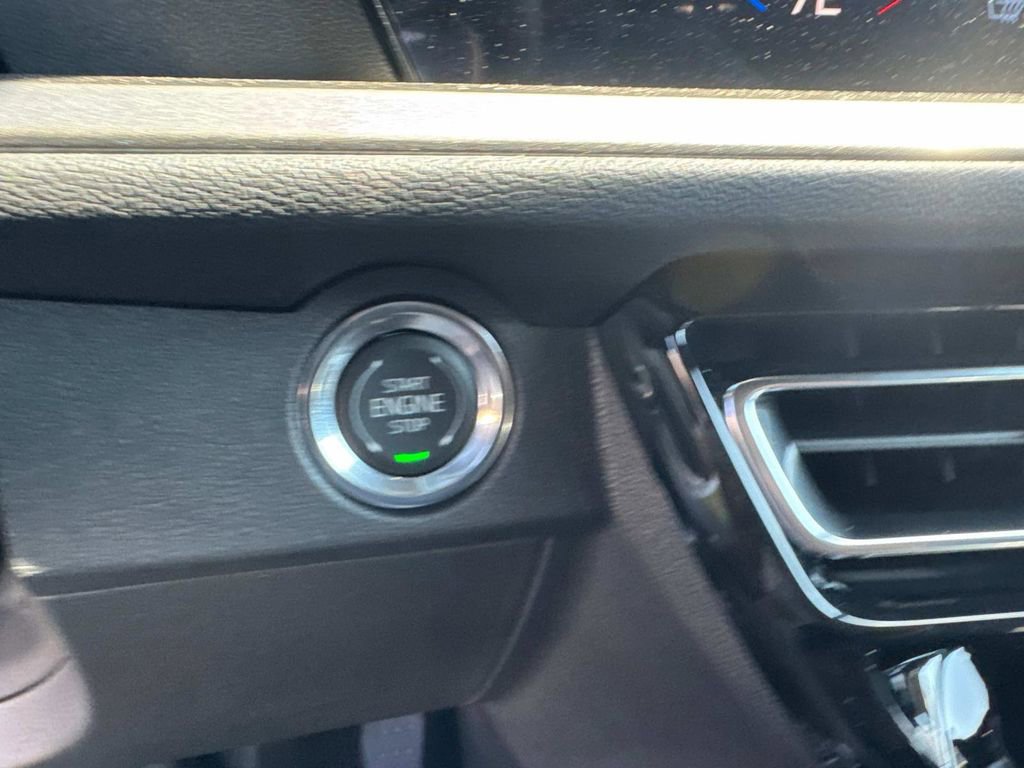 New 2026 Chevrolet Traverse LT w/ Driver Confidence Package image 27