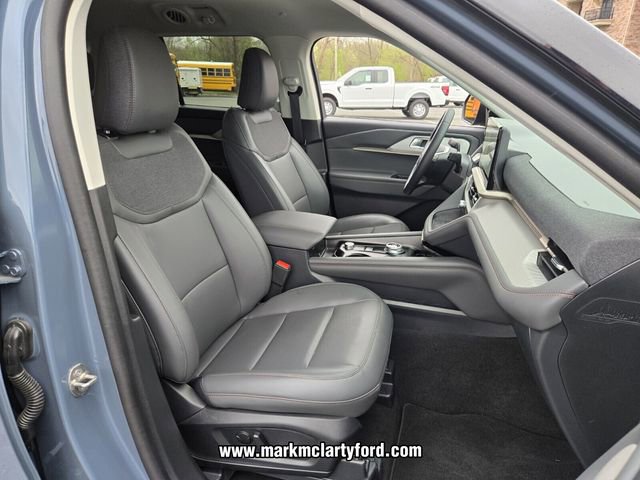 New 2025 Ford Explorer Active w/ Active Comfort Package image 13