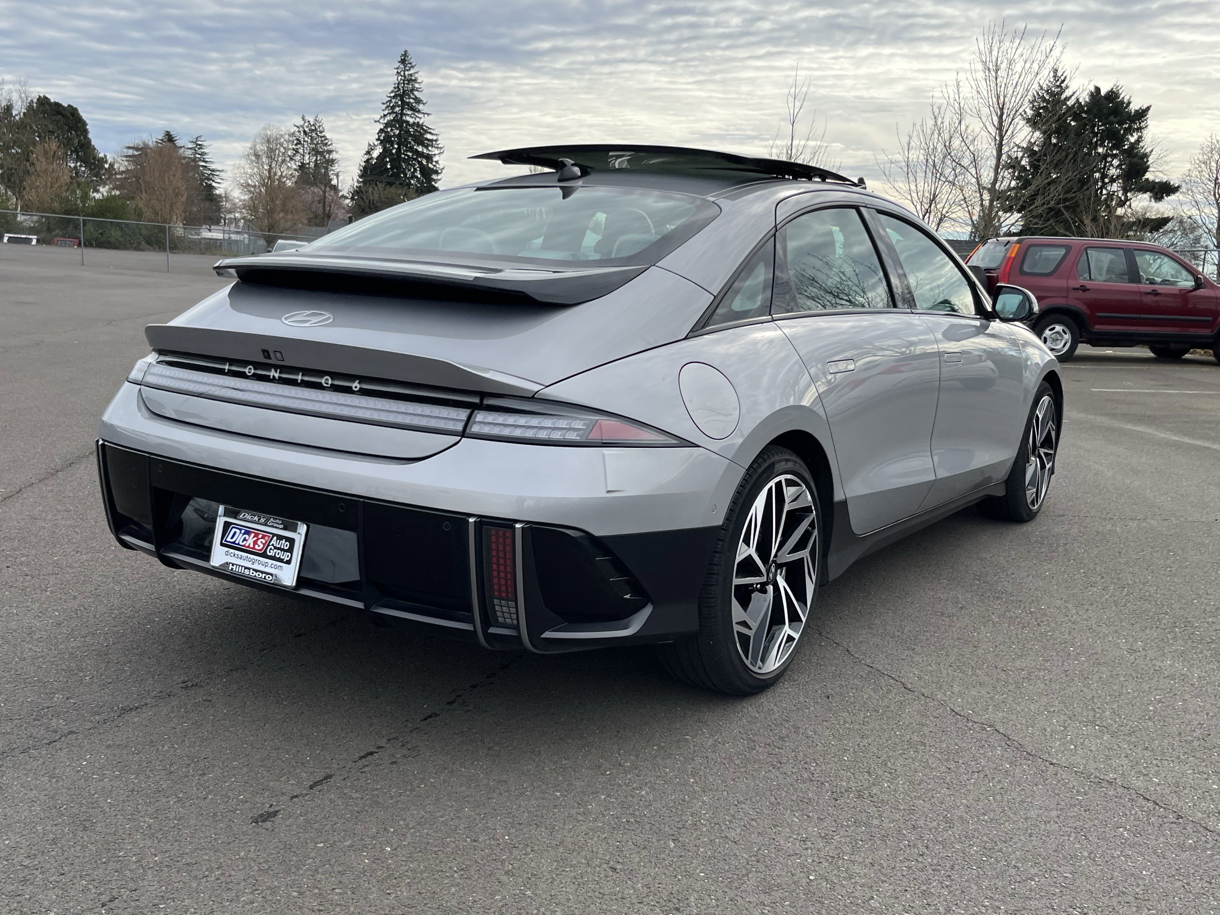 Used 2024 Hyundai Ioniq 6 Limited image 5