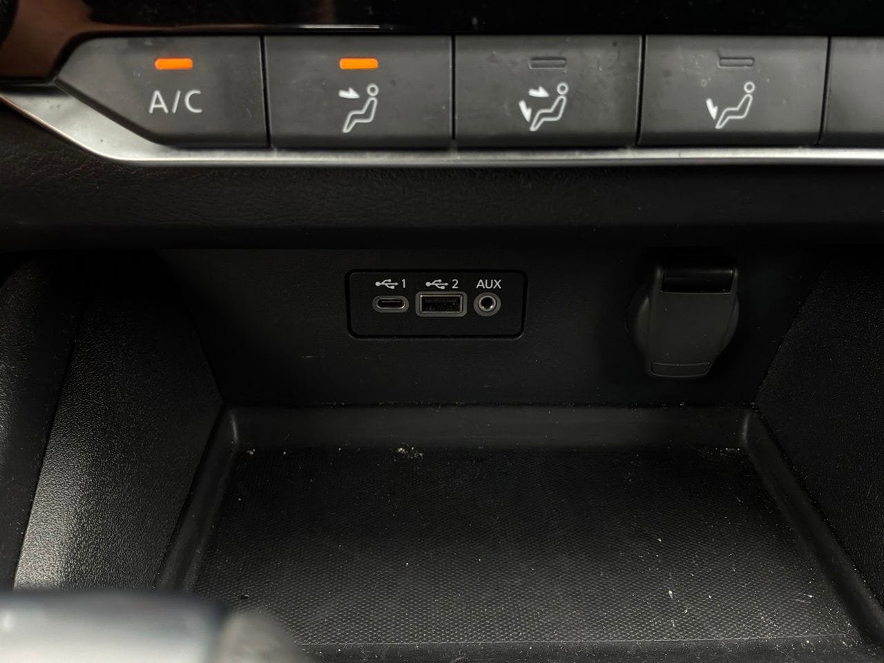 Used 2025 Nissan Altima 2.5 SV FWD image 23