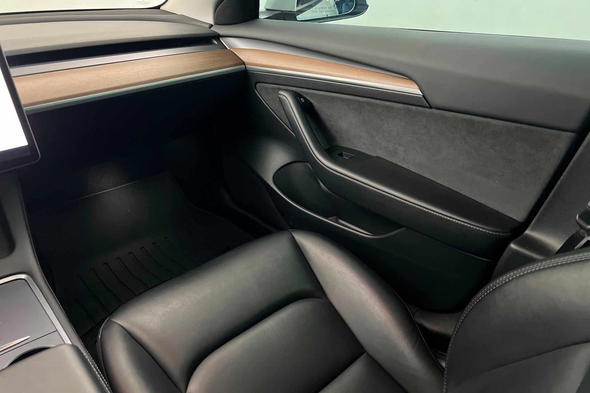 Used 2023 Tesla Model 3 Performance image 11