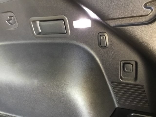 Used 2020 Chevrolet Blazer LT FWD image 44