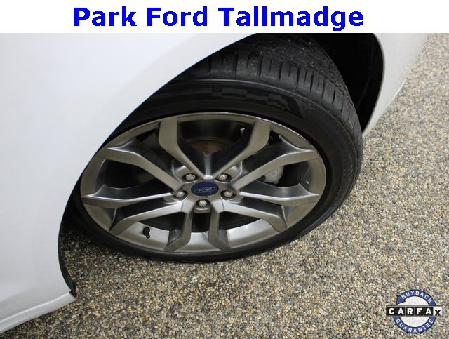 Used 2020 Ford Fusion SEL image 28