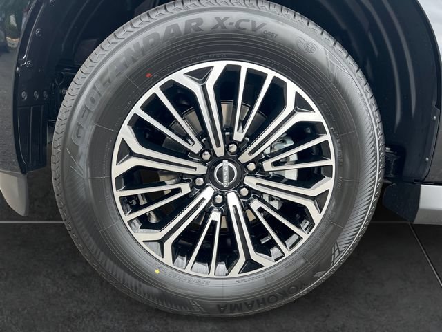 New 2026 Nissan Armada Platinum AWD/4WD image 9