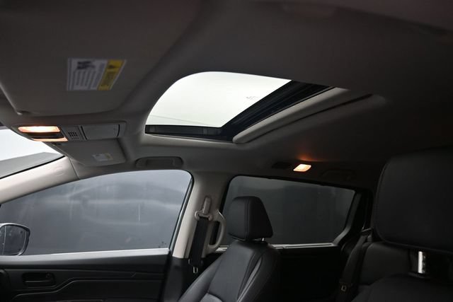 Used 2025 Honda Odyssey EX-L image 15