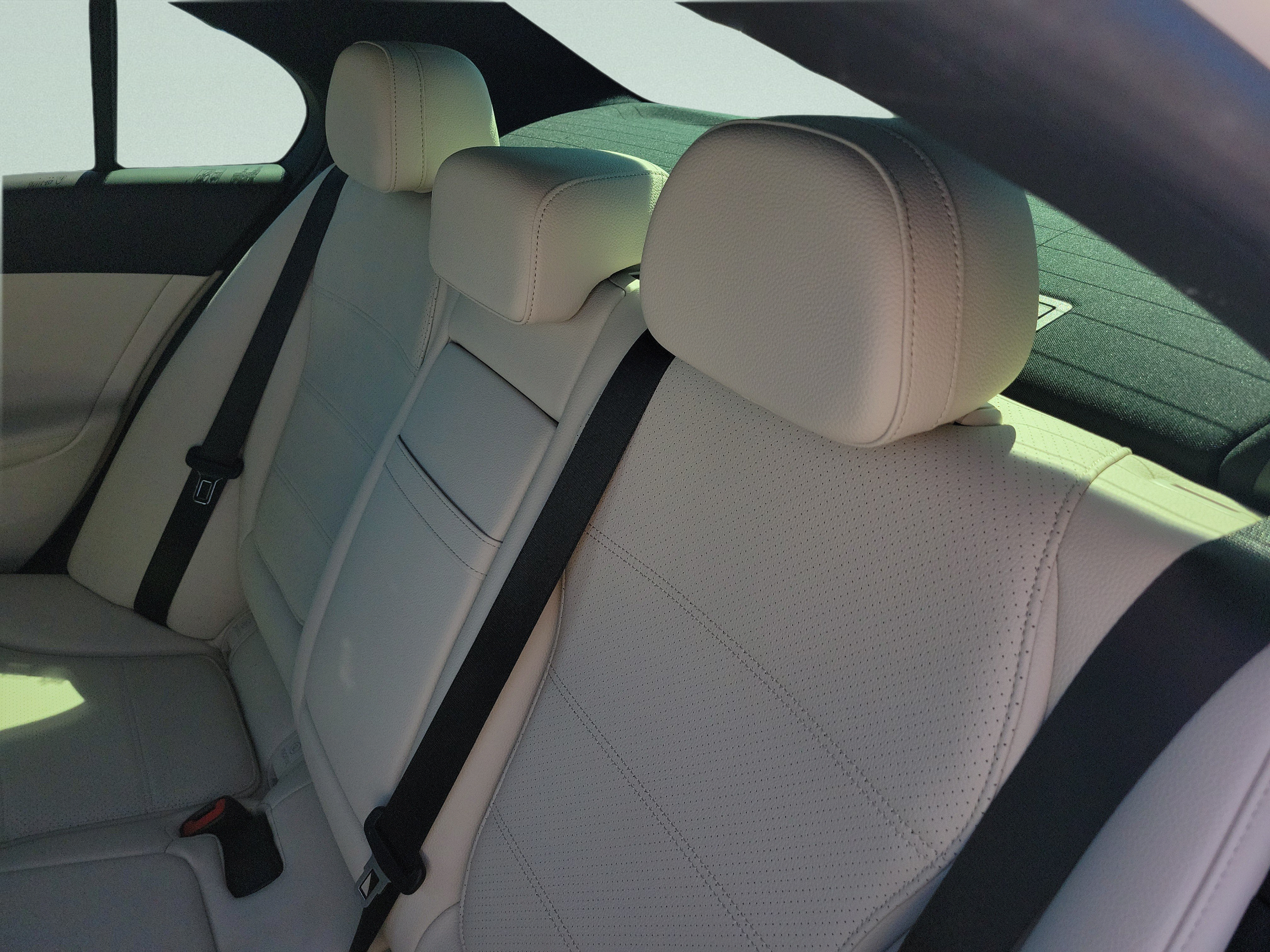 Used 2024 Mercedes-Benz C 300 Sedan image 9