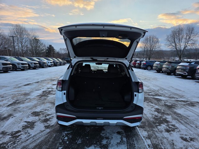 Certified 2023 Kia Sportage EX image 10