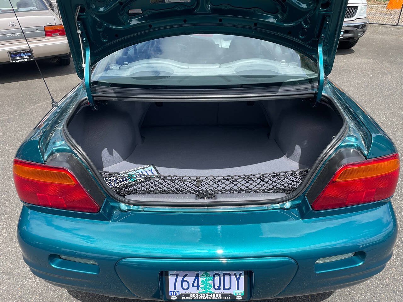 Used 1998 Chrysler Sebring LXi FWD image 11