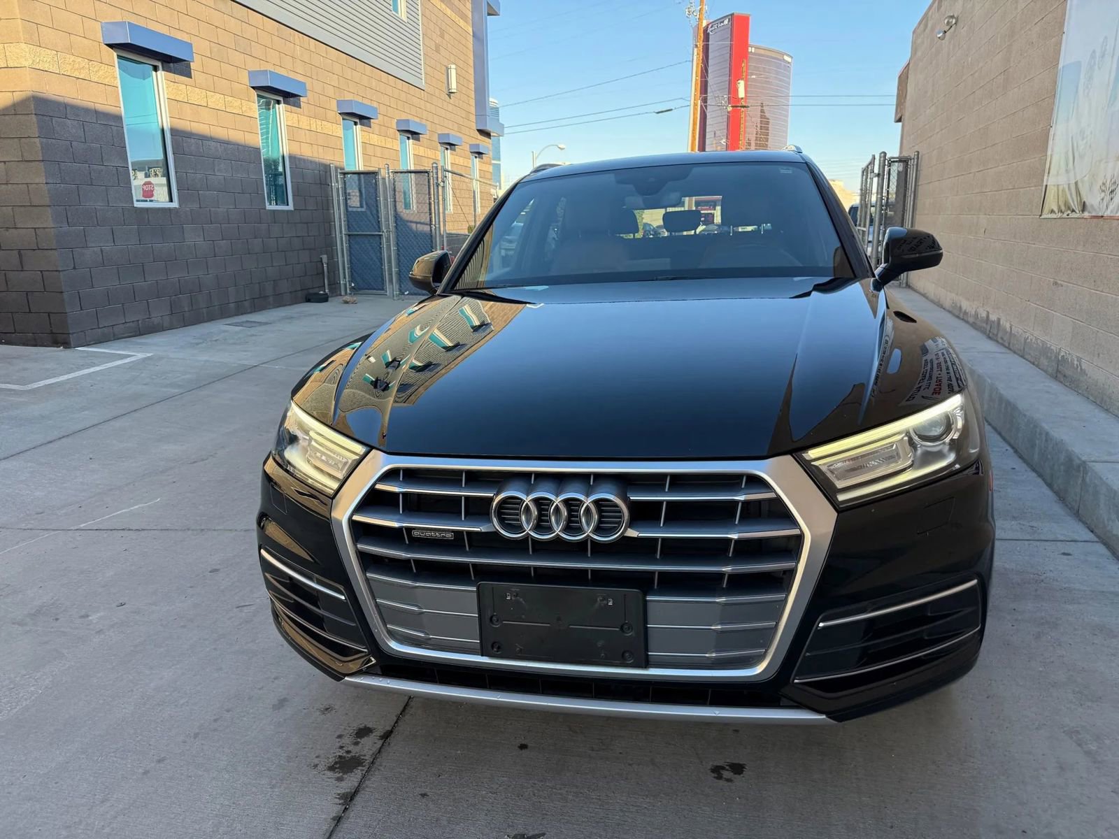 Used 2019 Audi Q5 2.0T Premium w/ Convenience Package image 8