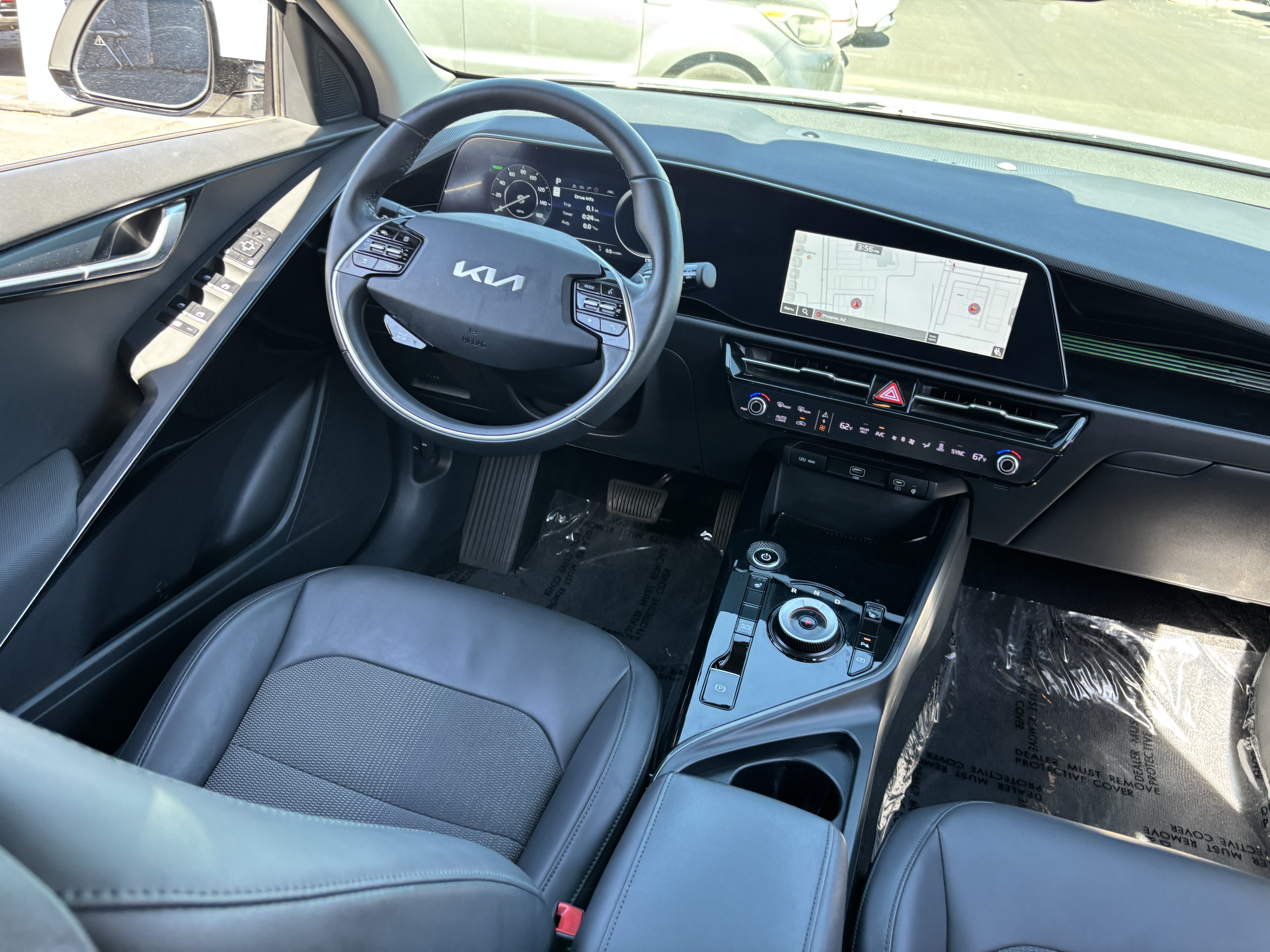 Certified 2023 Kia Niro Wind FWD image 12