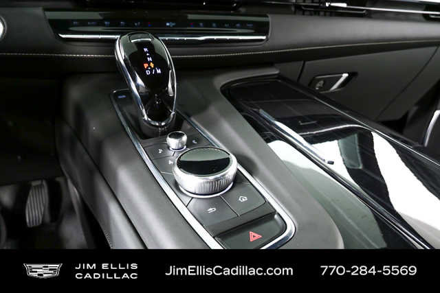 Used 2024 Cadillac Escalade V w/ Heavy-Duty Trailer Package image 17