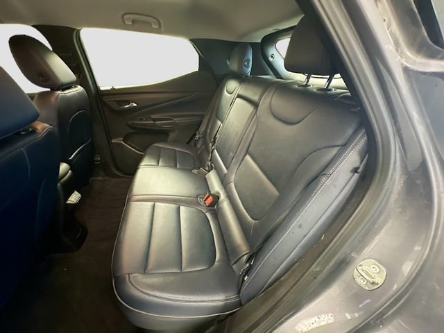 Used 2022 Chevrolet Bolt EUV LT w/ Convenience Package image 23