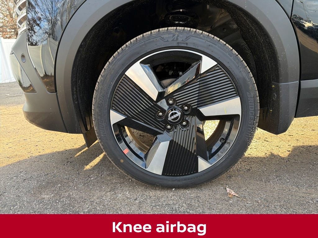 New 2026 Nissan Kicks SR w/ SR Premium Package image 34
