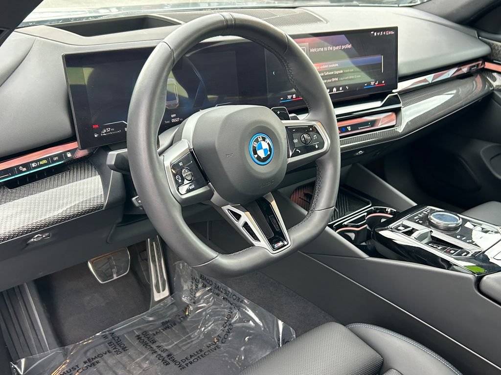 Used 2026 BMW 550e xDrive AWD/4WD image 13